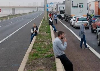 ¿Te pueden obligar a ir al trabajo o despedirte por no ir ante un temporal como la DANA? Esto es lo que dice la ley