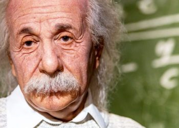 Tiembla la Teoría de la Relatividad: proponen un nuevo modelo que desafía el postulado de Albert Einstein