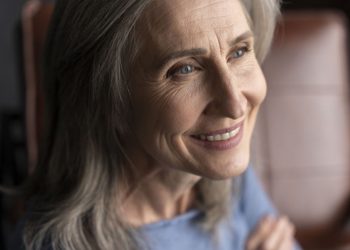 Una investigación científica descubrió cuál es la proteína que hace envejecer a las personas: ¿existirá un tratamiento para aumentar la esperanza de vida?