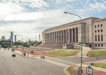 Universidades: la ley no garantiza los pesos ni hunde el déficit cero