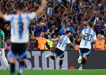 Video: el error de Bolivia y la gran definición de Messi para el 1-0