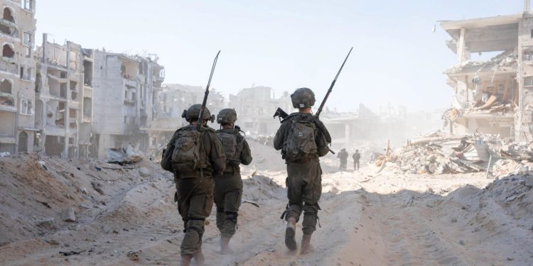 Fuerzas israelíes incursionan en Beit Lahia, norte Gaza, tras detectar la presencia de Hamás