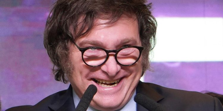 Nueva encuesta: el Gobierno repuntó en noviembre y dio vuelta un dato clave contra los K