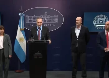 El Gobierno leyó a Total News y anunció que las fuerzas de seguridad podrán operar los servicios aeroportuarios