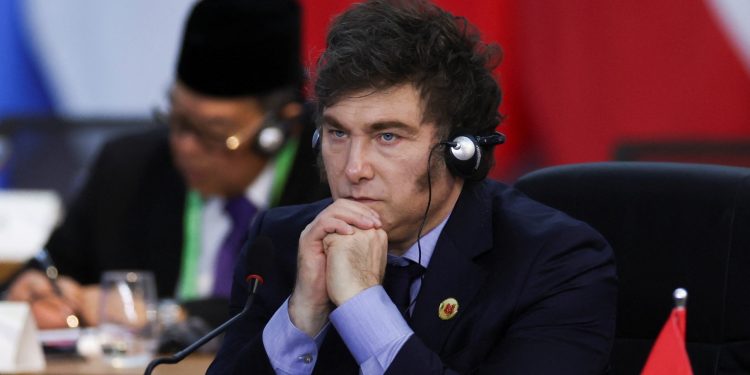 Javier Milei analiza salir del Mercosur para firmar tratados de libre comercio con otros países