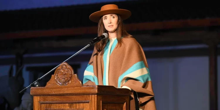 “Domadora de bombillas”: así llama Lilia Lemoine a Victoria Villarruel en X