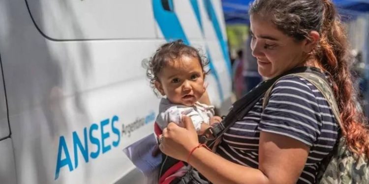 ANSES: hasta cuándo se puede presentar la libreta de la Asignación Universal por Hijo