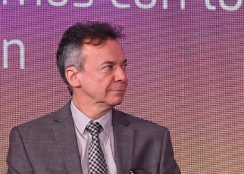 “Bastante arriesgado”: la dura advertencia de Daniel Artana al Gobierno por las restricciones al dólar