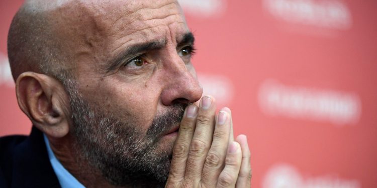 Casos Dibu y Aston Villa: Monchi en el Olé Summit