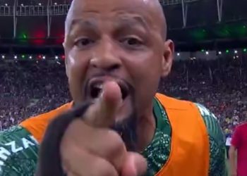 Cinco fechas a Felipe Melo por una expulsión en el banco: ¿no juega más?