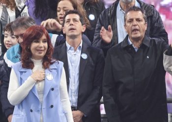 Tras la caída del proyecto de Ficha Limpia, el kirchnerismo hace un guiño al Gobierno y acepta discutir la eliminación de las PASO