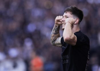 Doblete de Garro para la alegría de Ramón Díaz