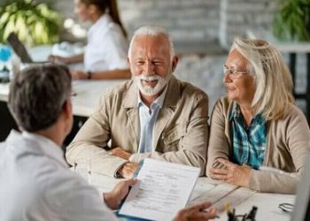 El aviso de Hacienda a los mayores de 65 años que tienen una vivienda en propiedad