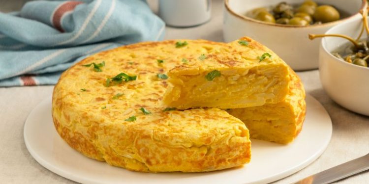 El bodegón de club que prepara la mejor tortilla de papas de CABA: en qué barrio queda