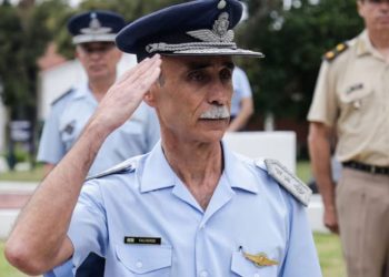 El brigadier Gustavo Javier Valverde asumirá como nuevo jefe de la Fuerza Aérea Argentina