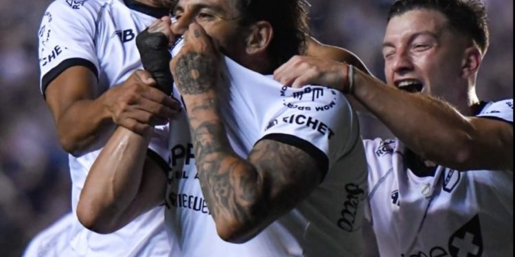 El duro fracaso de Colón: sin ascenso y otro año en la Primera Nacional