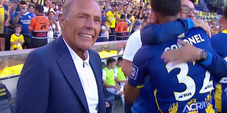 El emotivo recibimiento de Central a Miguel Ángel Russo