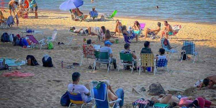 El encantador pueblo fundado por inmigrantes alemanes que queda a 4 horas de CABA y tiene una de las mejores playas de Entre Ríos