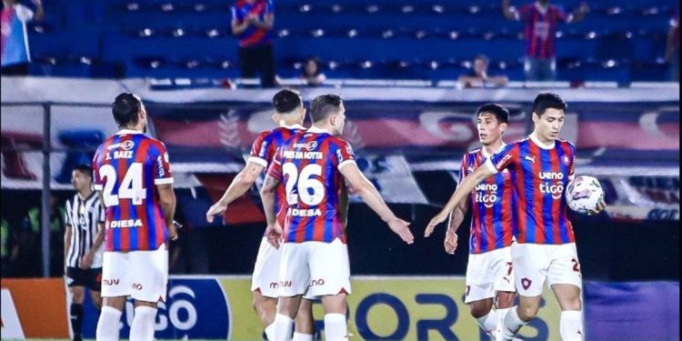 El entrenador argentino que suena fuerte en Cerro Porteño