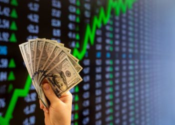 El S&P Merval en dólares en máximos históricos: las acciones y sectores con mayor potencial alcista