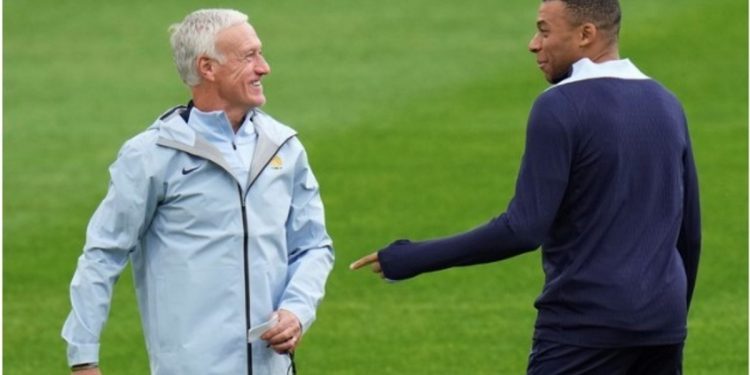 El técnico de Francia reveló el motivo por el que no convocó a Kylian Mbappé