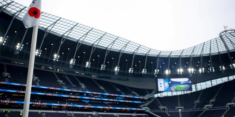 El Tottenham del Cuti Romero recibe al Aston Villa del Dibu Martínez