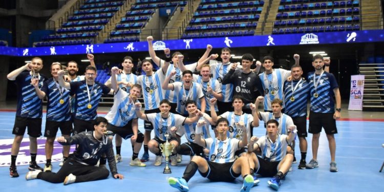 En un final épico, la Sub 20 de handball le dio vuelta la final a Brasil y se consagró campeona