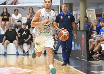 Ferro celebró ante Independiente Oliva