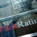 Fitch mejoró la calificación de la deuda argentina, pero alertó sobre riesgos