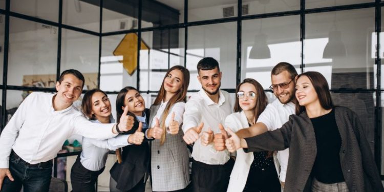 Funcionó en Islandia: qué países están probando con la semana laboral de 4 días en lugar de 5