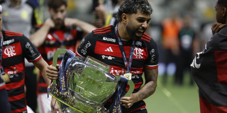 Gabigol ya arregló con su nuevo club
