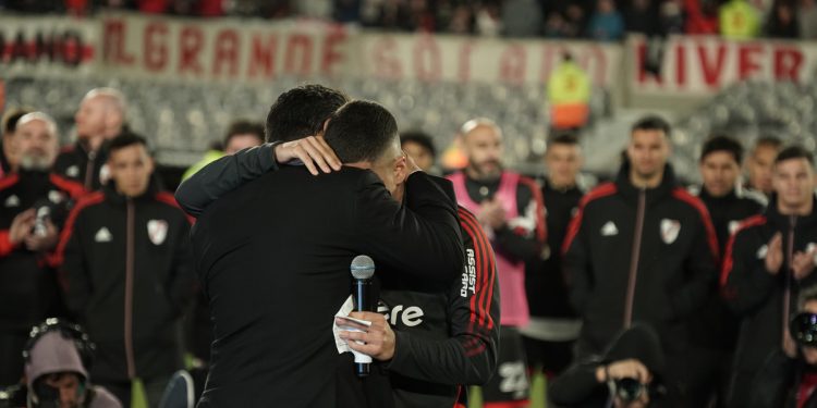 Gallardo habló sobre Juanfer: “¿Si puede volver a River? Nunca se sabe”