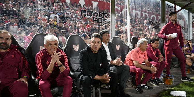 Gallardo: “¿Y por qué no acercarnos y tener la chance de hacer un poco de lío?”