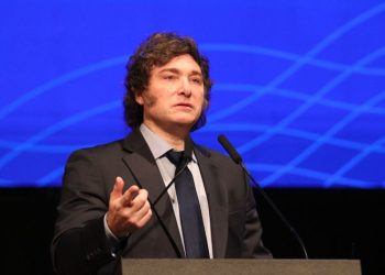 Javier Milei partió a la cumbre del G20: cuándo se reunirá con Xi Jinping