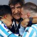 La intimidad del los festejos de Costas en Racing: del abrazo a su pequeño hijo al llanto de Juanfer