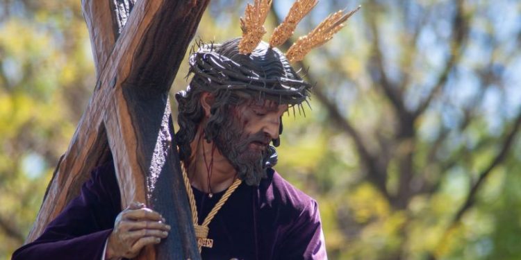 La prueba científica que confirma que el Santo Sudario no es real: no tiene la marca del cuerpo de Jesús