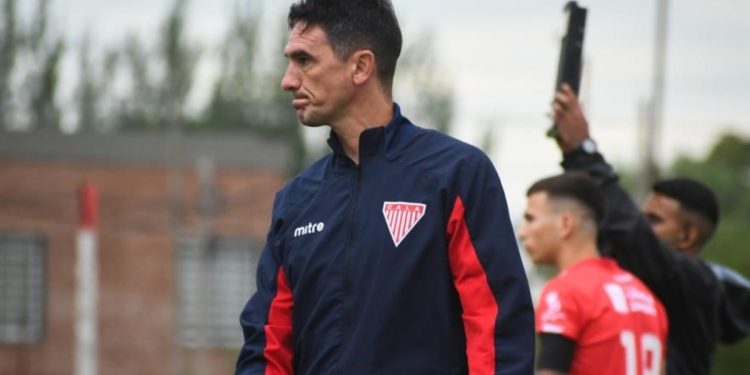 Leonardo Lemos, DT de Los Andes, con Olé: “Ojalá podamos hacer una diferencia en la ida”