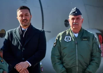 Amor en el aire: El Relevo del jefe de la Fuerza Aérea. ¿un inesperado capítulo de película?