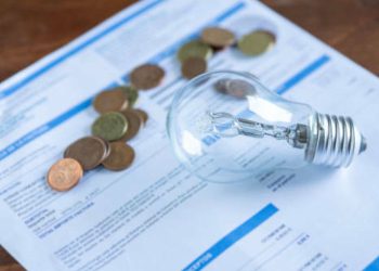 Malas noticias para los hogares: España bate un nuevo récord y registra el precio de la luz más alto de todo el año