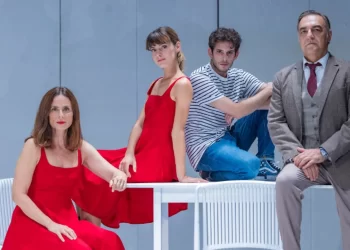 ‘La madre’ de Barco Pirata: un teatro para pensar