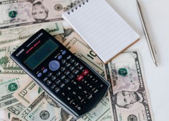 Precio del dólar blue HOY: a cuánto abre la cotización este martes 12 de noviembre