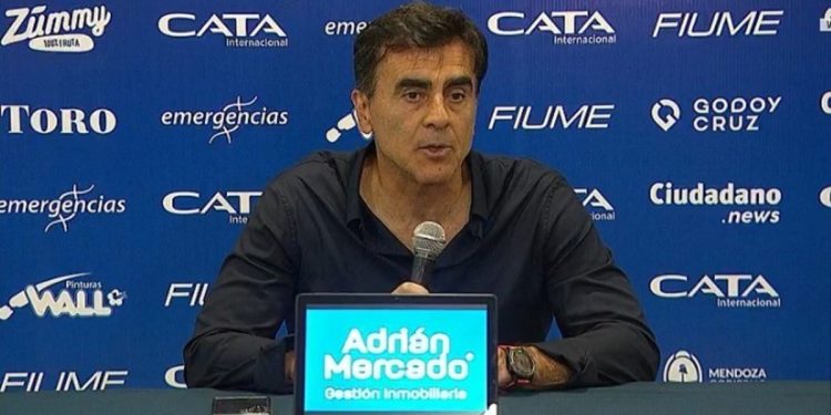 Qué dijo Gustavo Quinteros, ya pensando en la semi ante Boca en Copa Argentina