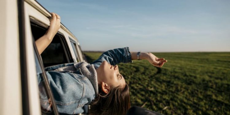 Queda a 2 horas de CABA, tiene mil habitantes y es el pueblito perfecto para visitar si sos amante de la pesca