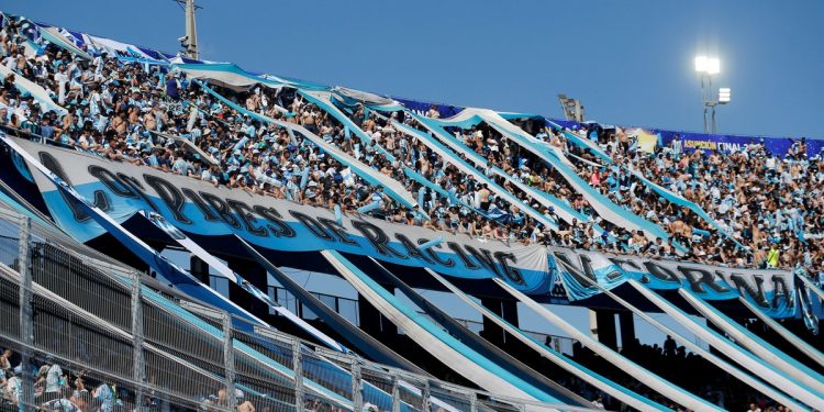 Racing va por la Copa: formación confirmada para enfrentar a Cruzeiro en la final de la Sudamericana