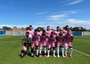 Real Pilar empató y sigue líder e invicto