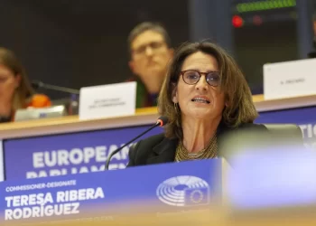 Bruselas recriminó por carta en 2012 la gestión climática que Ribera hizo con Zapatero