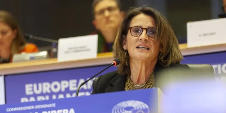 Bruselas recriminó por carta en 2012 la gestión climática que Ribera hizo con Zapatero