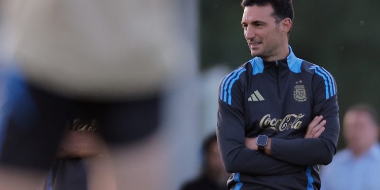 Scaloni, en la previa de Paraguay: el 11 “casi definido”, Alfaro, el gesto de Medina y Barrenechea