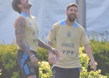 Última función del año: que la sonrisa de Messi sea la sonrisa de todos
