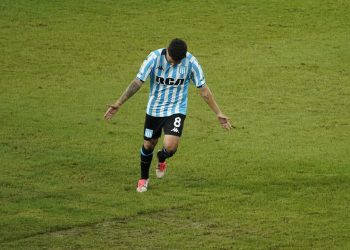 Video: el golazo de tiro libre de Juanfer Quintero para la victoria de Racing